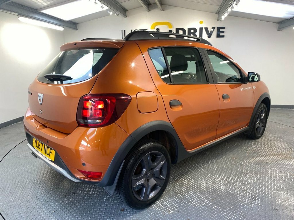 Dacia Sandero Stepway 1.5L Se Summit Orange #5