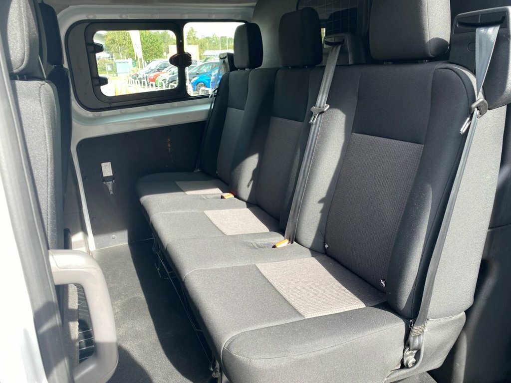 Ford Transit Custom 2L Leader White #4