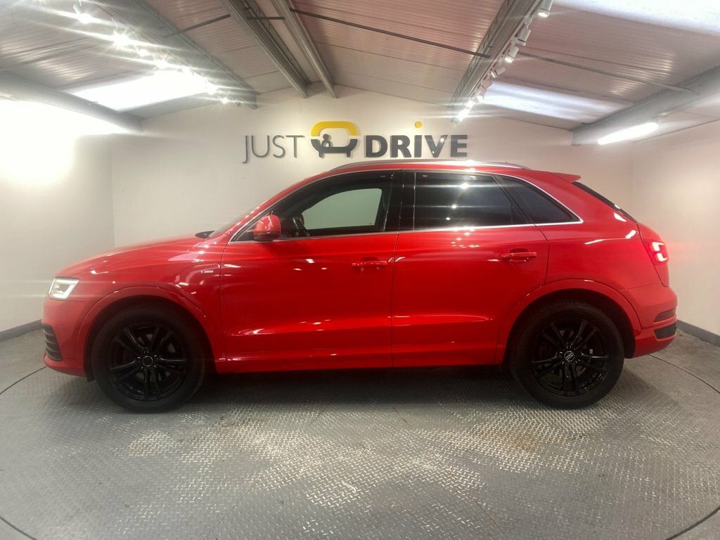 Audi Q3 2L S Line Red #2