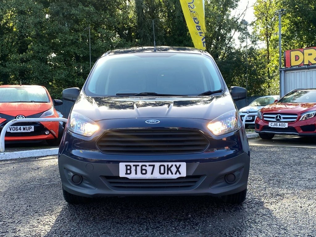 Ford Transit Courier Combi Blue #3