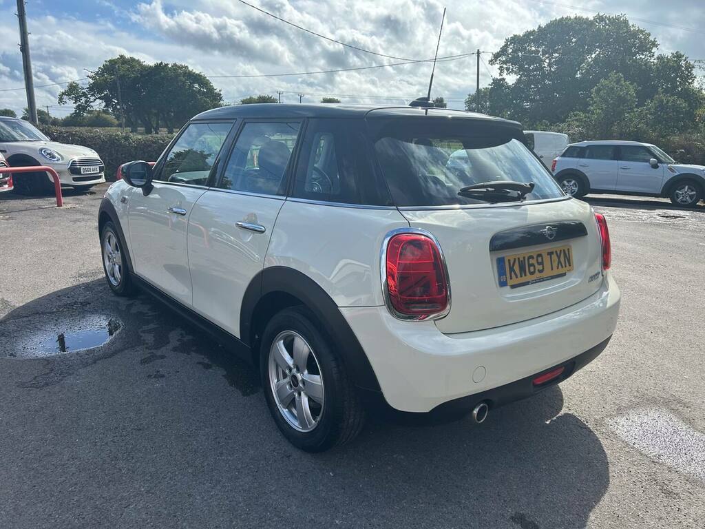 Mini Hatch 1.5 Cooper Classic II White #5