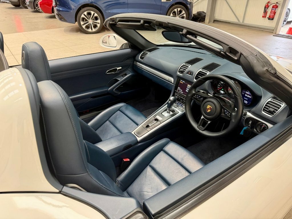 Porsche Boxster 3.4L 981 S White