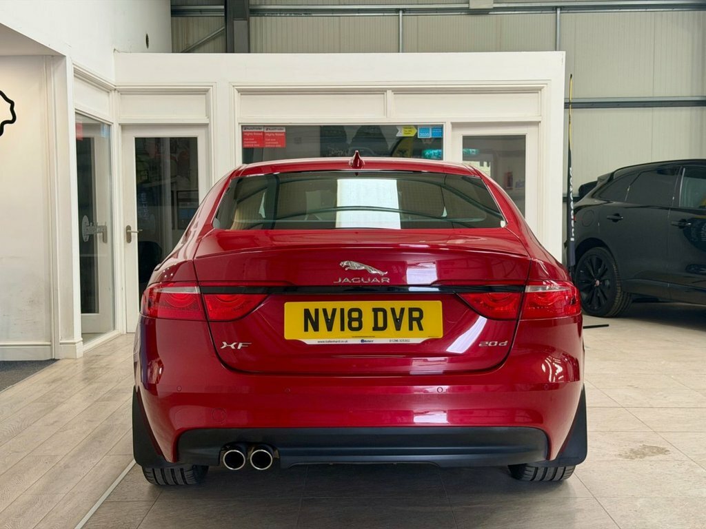 Jaguar XF R-sport Black #23