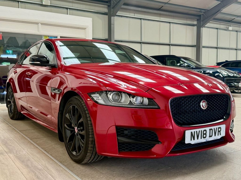 Jaguar XF R-sport Black #4