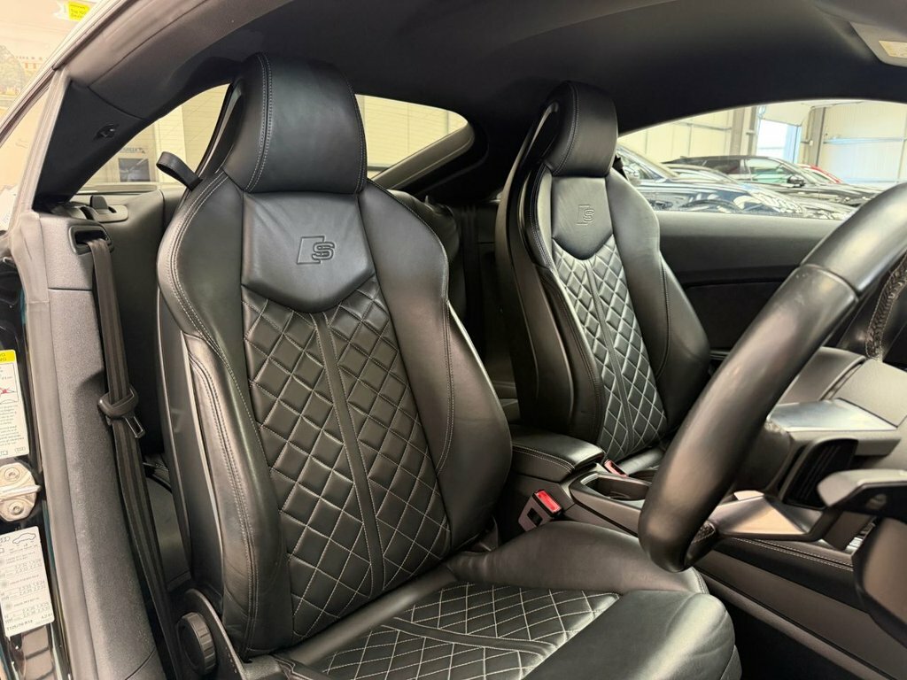 Audi TTS Tts Tfsi Quattro Black #3