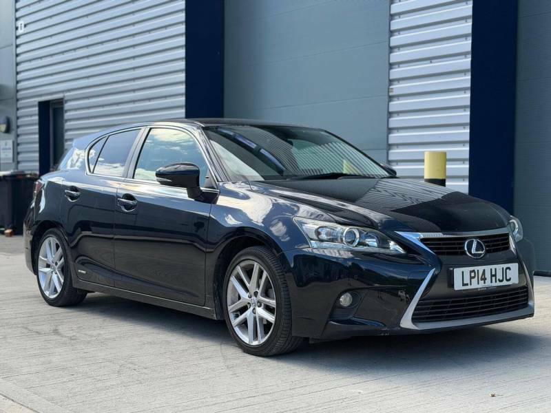 Lexus CT 200H 1.8 Advance Cvt Black #2