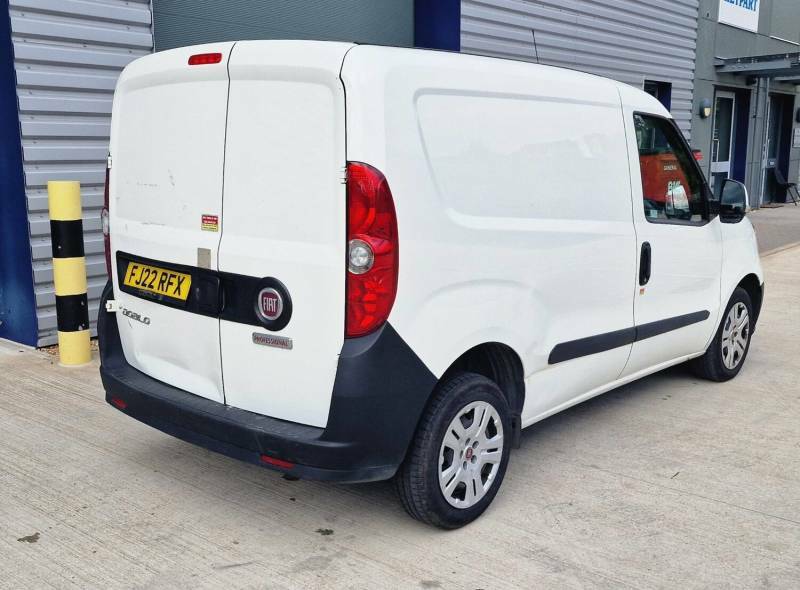 Fiat Doblo 1.6 Multijet 16V 90 Tecnico Van Start Stop White #6
