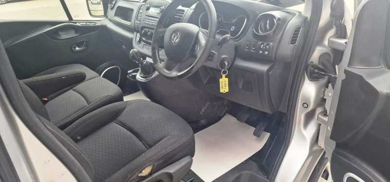 Vauxhall Vivaro L2h1 2900 Sportive Cdti White #10