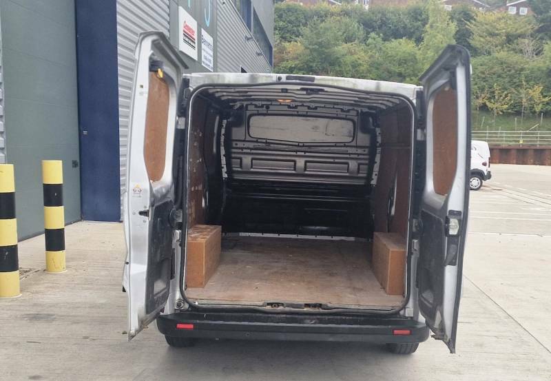 Vauxhall Vivaro L2h1 2900 Sportive Cdti White #8