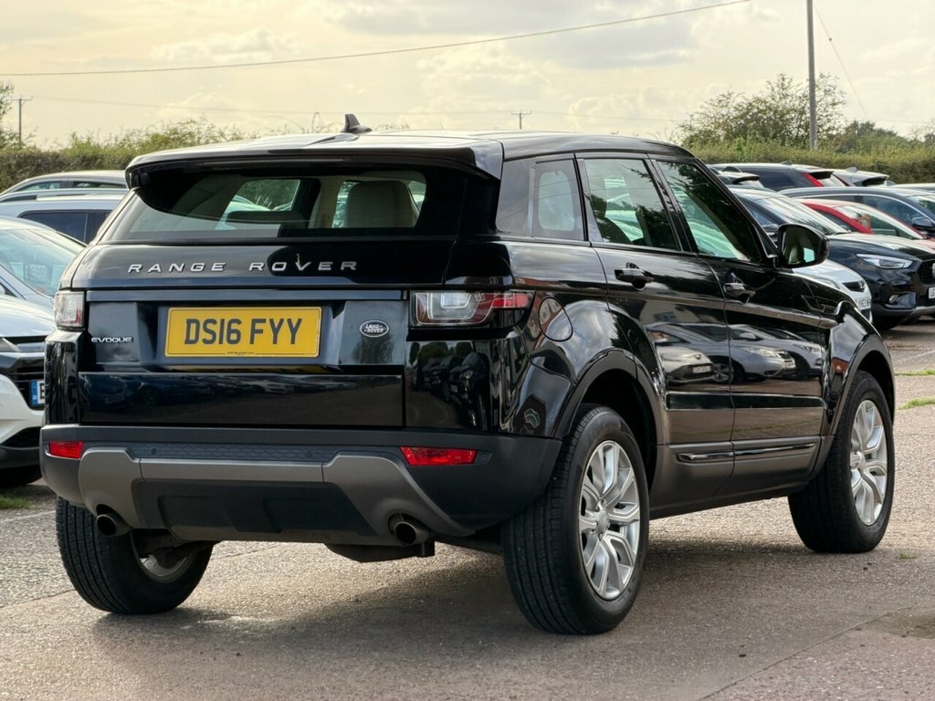 Land Rover Range Rover Evoque 2L Se Tech Black #6