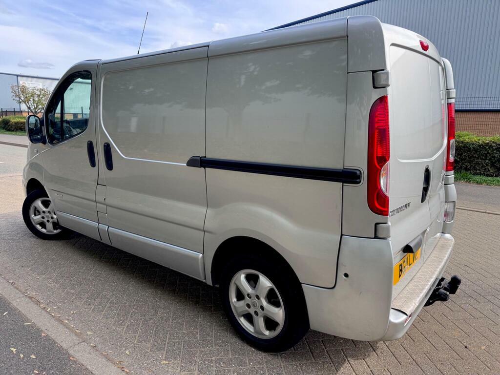 Renault Trafic 2.0 Dci Sl27 Sport L1 H1 Silver #3