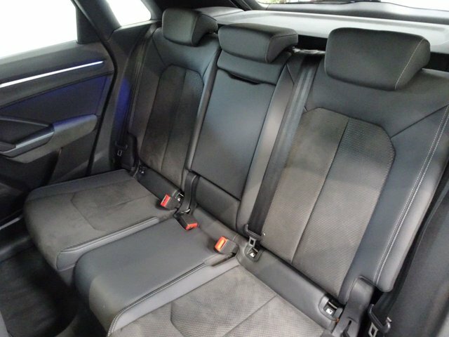 Audi Q3 S Line 35 Tfsi 150 Ps S Tronic White #14