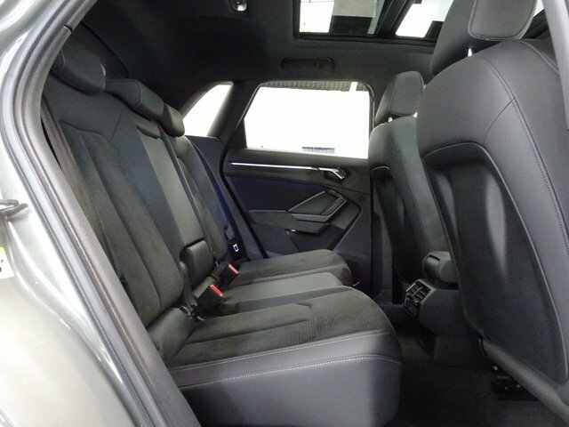 Audi Q3 S Line 35 Tfsi 150 Ps S Tronic White #29