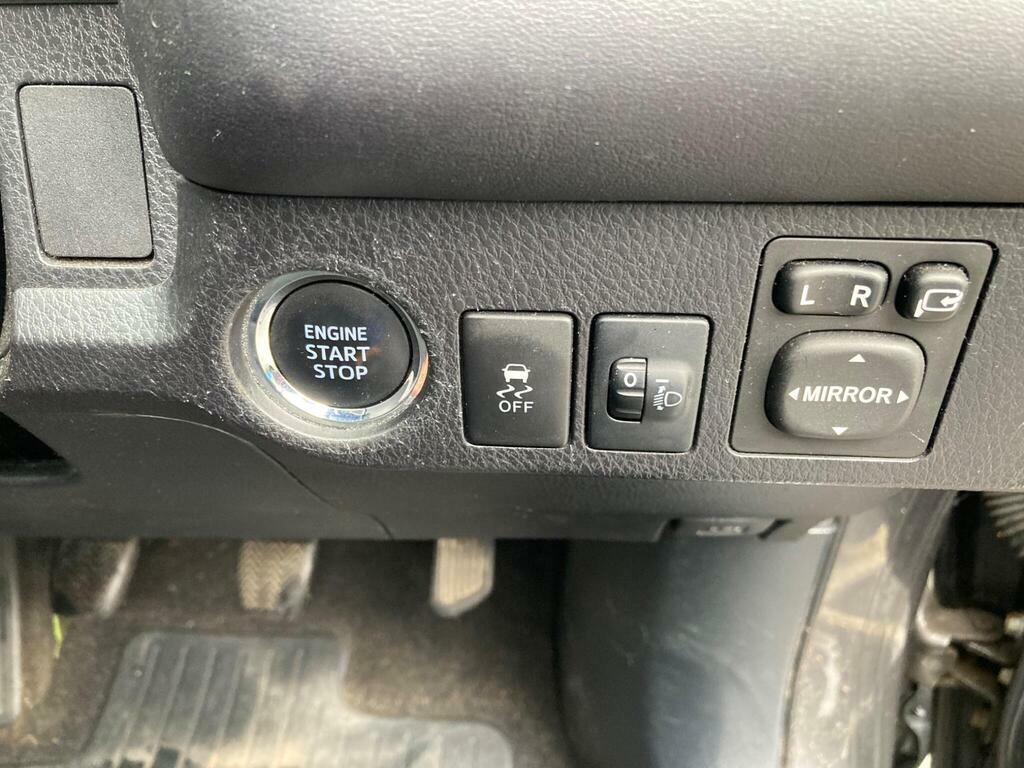 Toyota Rav 4 2.2 D-cat Icon Black #29