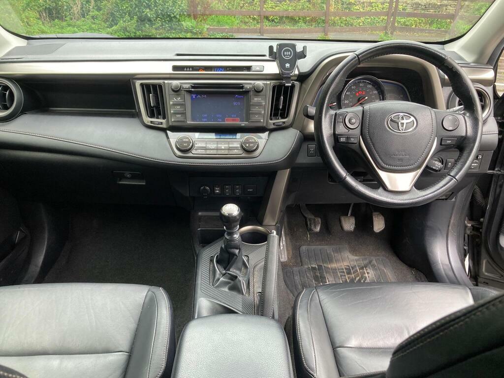 Toyota Rav 4 2.2 D-cat Icon Black #19