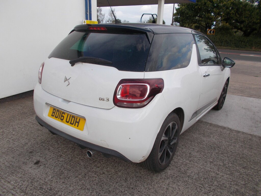DS DS 3 Hatchback 1.2 Puretech Elegance Euro 6 Ss Black #4