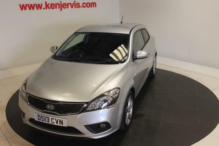 Kia Proceed 1.6 Crdi 3 Hatchback Euro 5 113 Silver #2