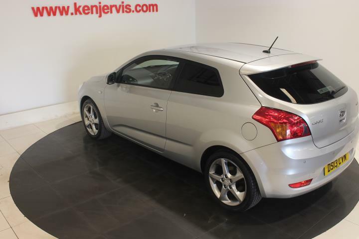 Kia Proceed 1.6 Crdi 3 Hatchback Euro 5 113 Silver #4