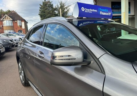 Mercedes-Benz GLA Class 200 D 4Matic Amg Line Premium #11