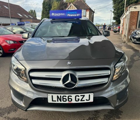 Mercedes-Benz GLA Class 2.1 Gla220d Amg #2