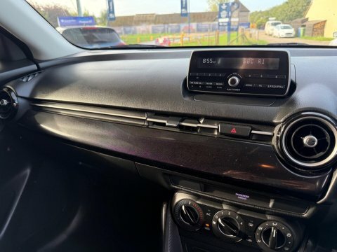 Mazda 2 1.5 Skyactiv-g Sport Nav Euro 6 Ss Silver #10