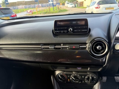 Mazda 2 1.5 Skyactiv-g Sport Nav Euro 6 Ss Silver #9