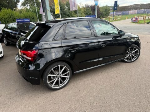 Audi A1 1.4 Tfsi Black #3