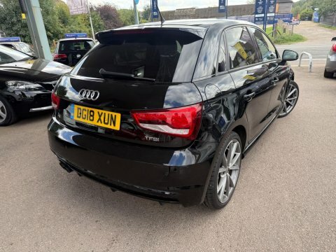 Audi A1 1.4 Tfsi Black #4
