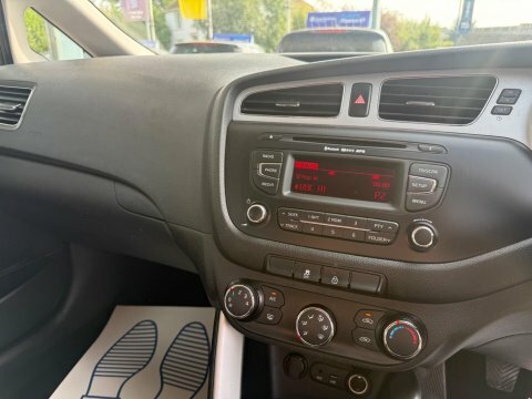 Kia Ceed 1.6 Crdi 2 Sports Wagon Euro 5 Red #13