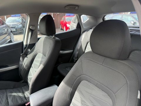 Kia Ceed 1.6 Crdi 2 Sports Wagon Euro 5 Red #24