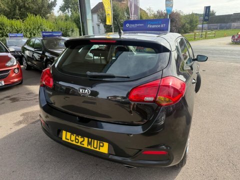 Kia Ceed 1.6 Crdi 2 Sports Wagon Euro 5 Red #12