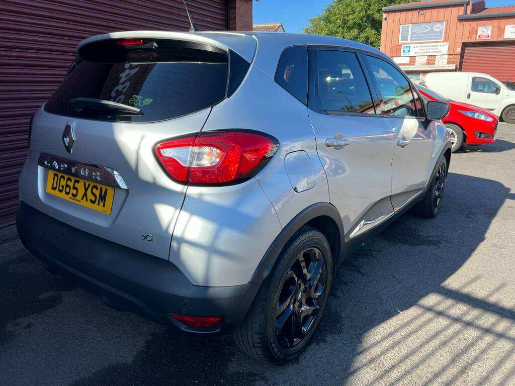 Renault Captur 1.5 Dci 90 Dynamique S Nav Silver #4