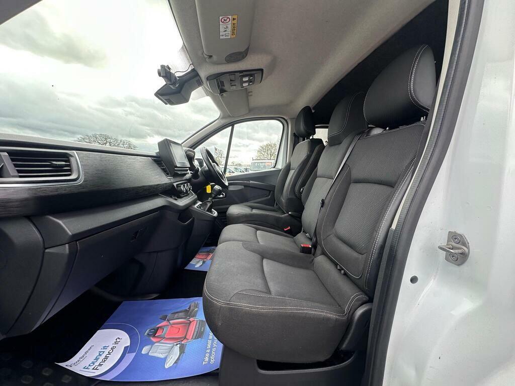 Nissan Primastar 2.0 Dci 30 Tekna Panel Van L2 H1 Grey #16