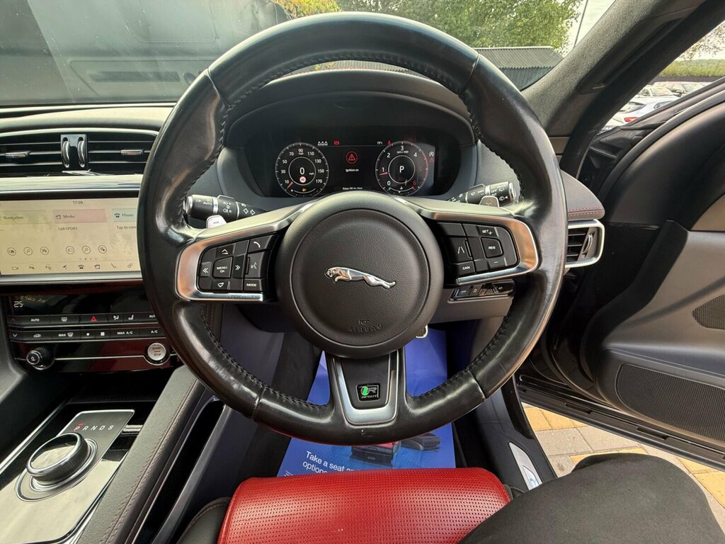 Jaguar F-Pace Suv 3.0 D300 V6 S Awd Euro 6 Ss 2018 Blue #22