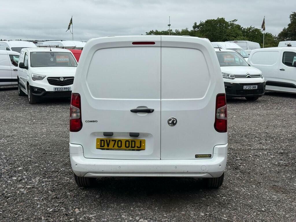 Vauxhall Combo 1.5 Turbo D 2300 Sportive L2 H1 Euro 6 Ss White #5