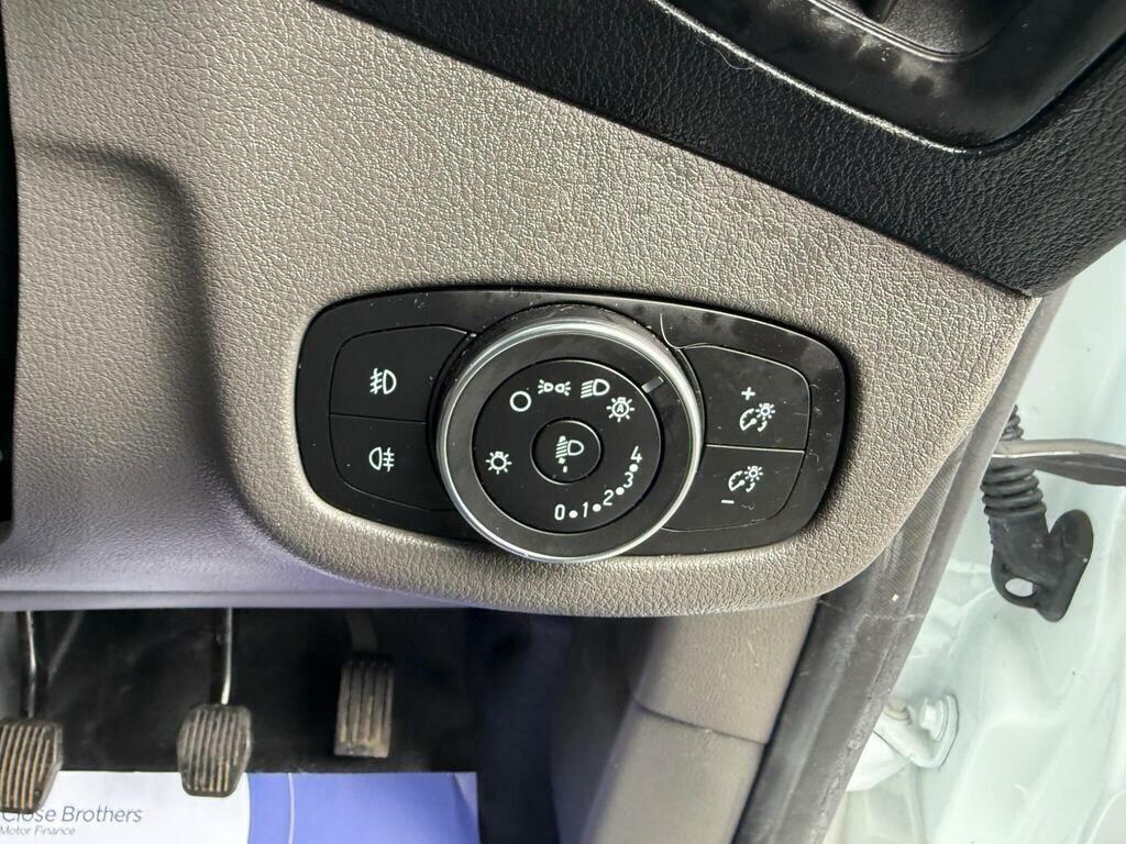 Ford Transit Connect 240 Lwb 1.5 Tdci Limited 120Ps Black #28
