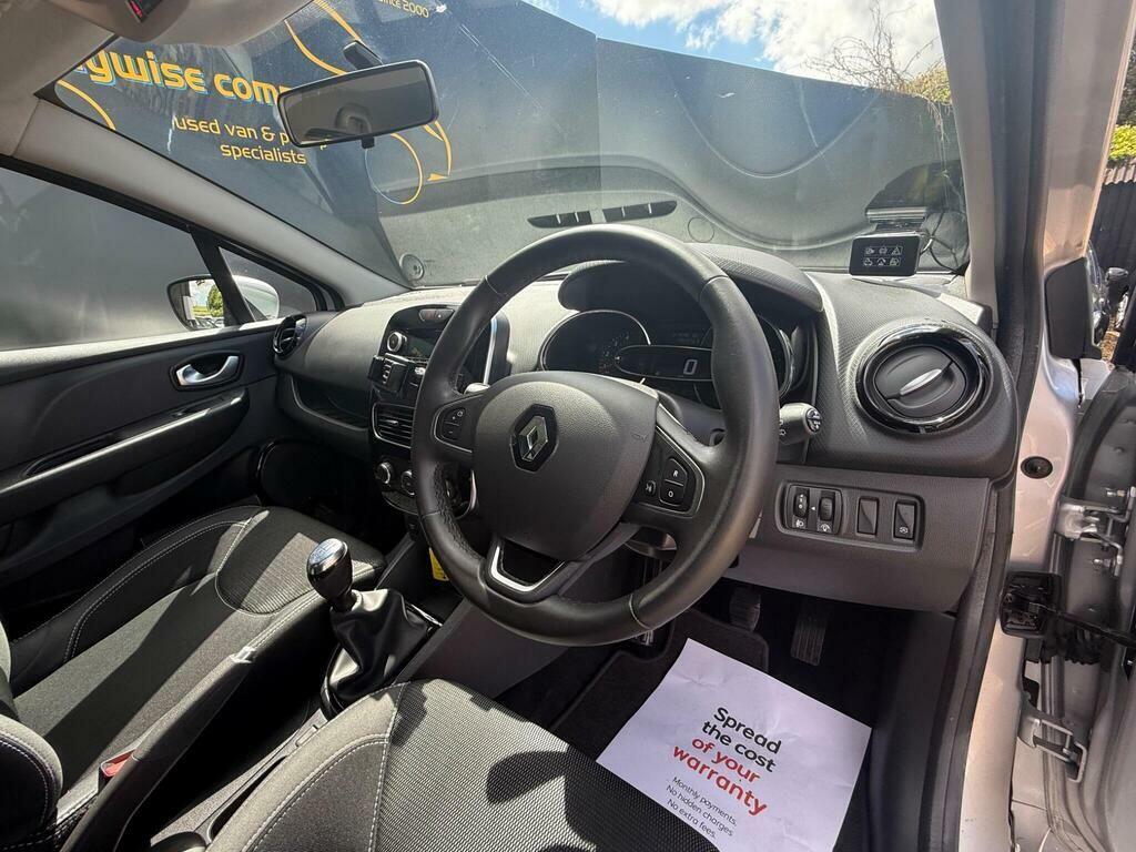 Renault Clio 0.9 Tce Iconic Euro 6 Ss Red #14