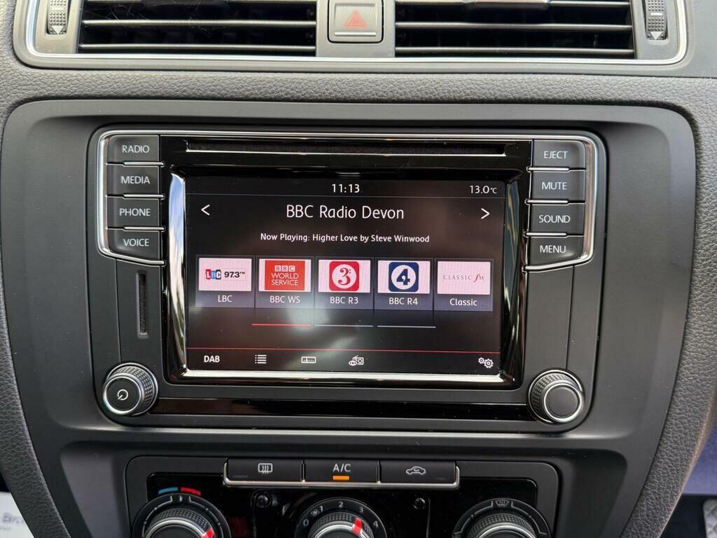 Volkswagen Jetta Gt Tdi Bluemotion Technology In White With 55K White #27