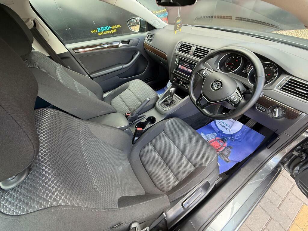 Volkswagen Jetta Gt Tdi Bluemotion Technology In White With 55K White #14