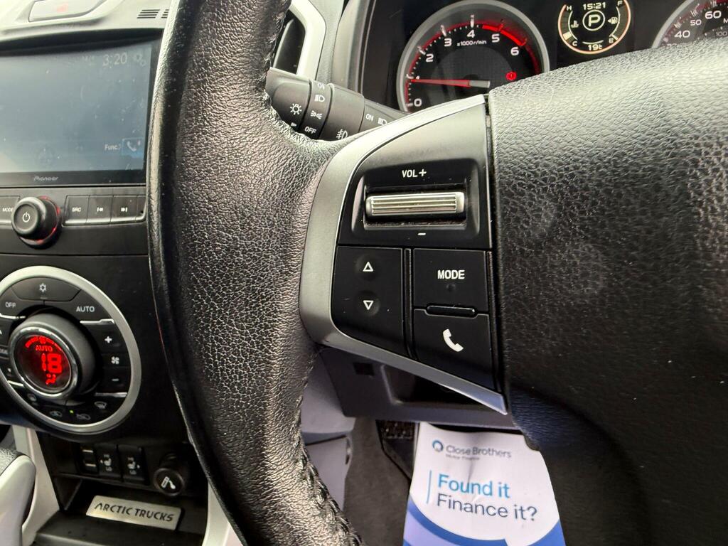Isuzu D-Max 1.9 Td Utah Pickup Double Cab 4W Blue #22