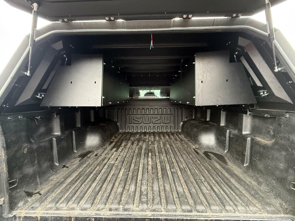 Isuzu D-Max 1.9 Td Utah Pickup Double Cab 4W Blue #30
