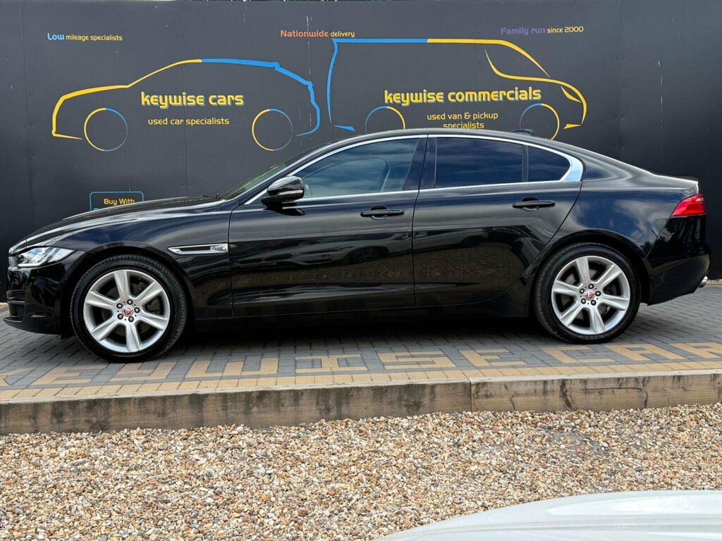 Jaguar XE 2.0D Portfolio Awd Euro 6 Ss Black #2