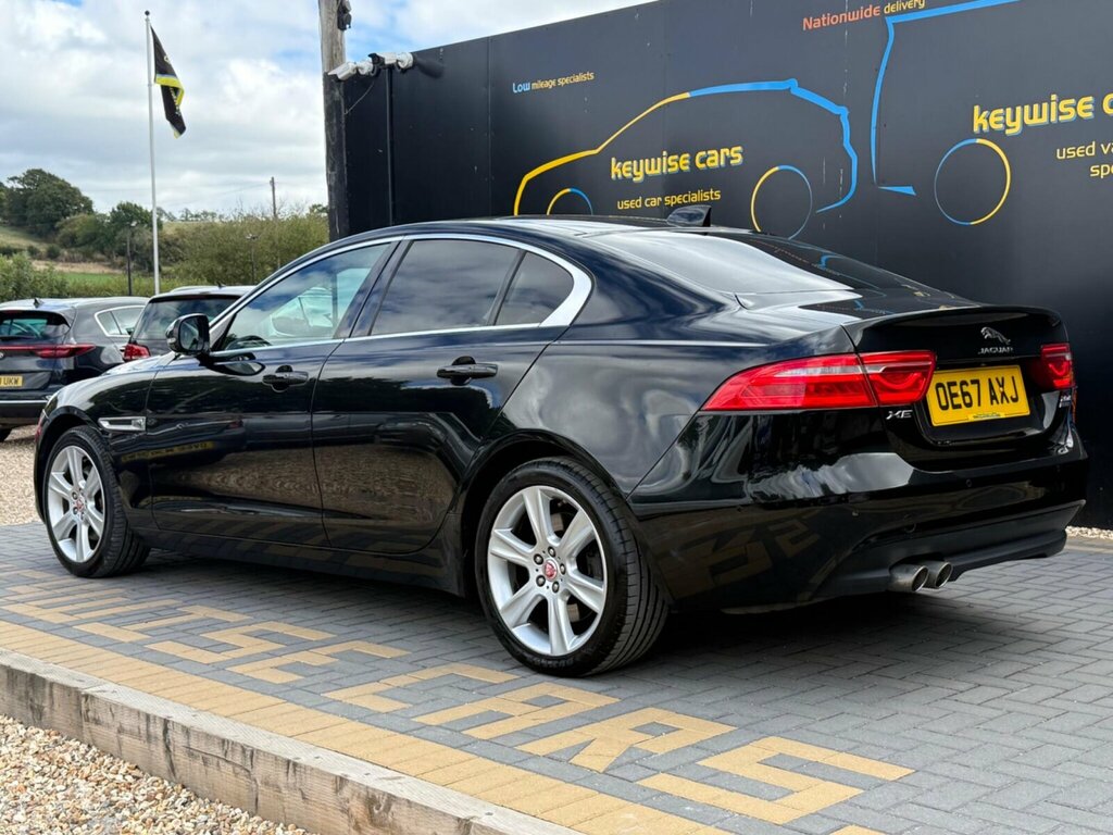 Jaguar XE 2.0D Portfolio Awd Euro 6 Ss Black #3