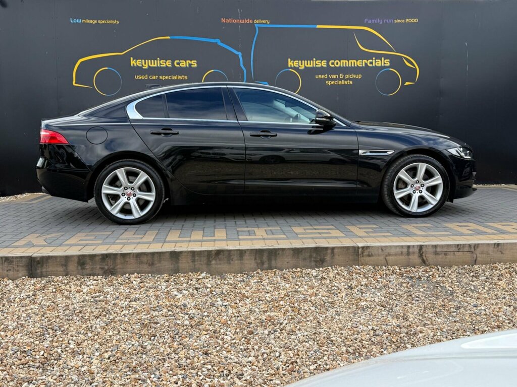 Jaguar XE 2.0D Portfolio Awd Euro 6 Ss Black #5