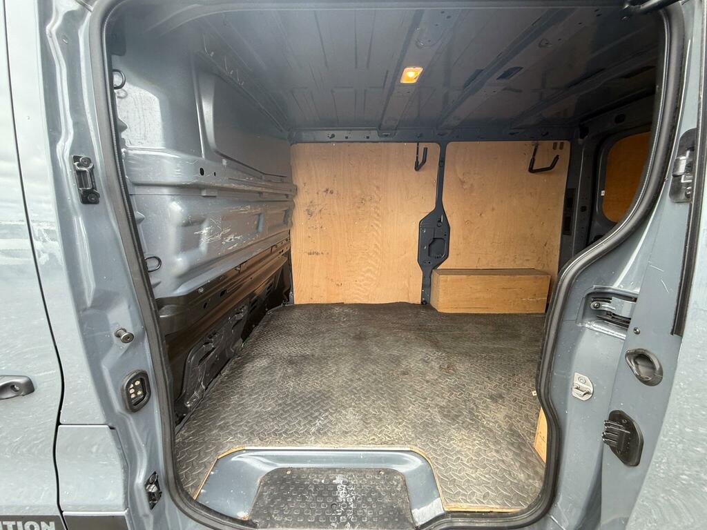 Renault Trafic 2.0 Dci Sl28 Black Edition Camper Van Euro 6 Grey #25