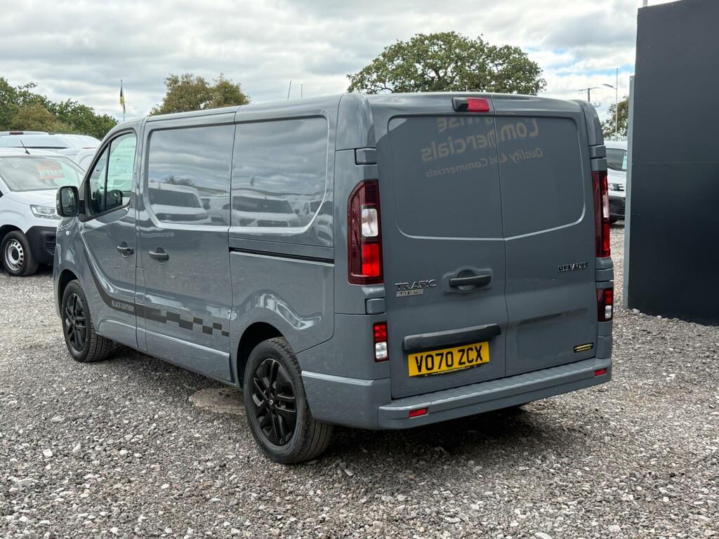 Renault Trafic 2.0 Dci Energy 28 Black Edition Swb Standard Roof Grey #4
