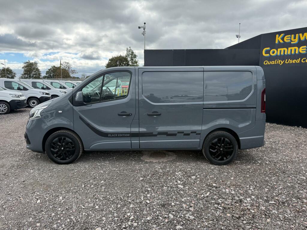 Renault Trafic 2.0 Dci Energy 28 Black Edition Swb Standard Roof Grey #3
