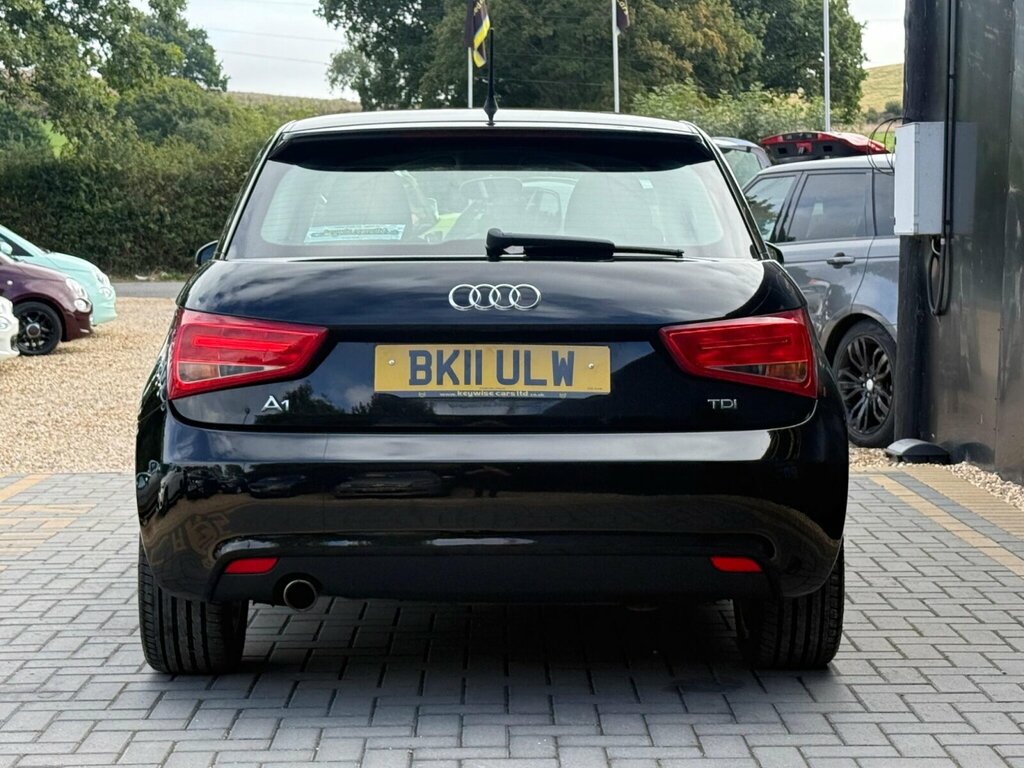 Audi A1 1.6 Tdi Sport Euro 5 Ss Black #4