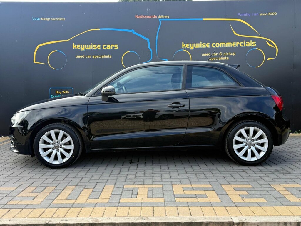 Audi A1 1.6 Tdi Sport Euro 5 Ss Black #2