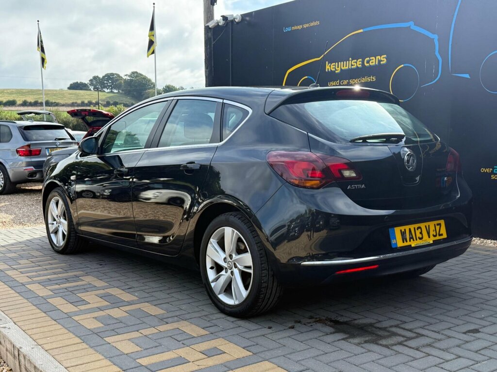 Vauxhall Astra 1.6 16V Sri Euro 5 Black #3